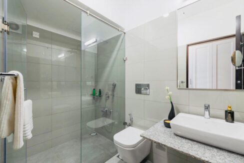 259BAEB9-B045-4ED5-878D-024DD7BED599