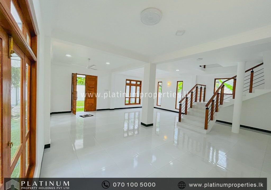 DCB3B2B5-41A0-47F6-8290-1FDC8A75AB1D